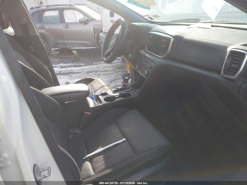 2020 Kia Sportage VIN KNDPMCAC1L7796251 IAAI salvage auction — LEFT SIDE, Mv-907A (New York), sold $3,350 on 2026-07-14 (photo 5)