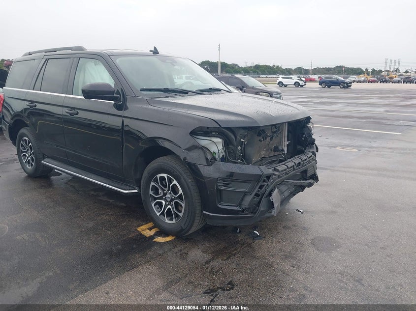 2022 Ford Expedition VIN 1FMJU1JT5NEA66251 — IAAI salvage auction photo
