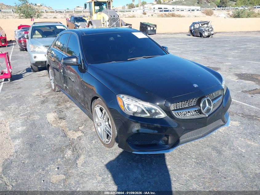 2016 Mercedes-benz E-klasse VIN WDDHF5KB0GB172367 IAAI salvage auction — RIGHT SIDE, Salvage (California), sold $3,950 on 2026-07-08 (photo 1)