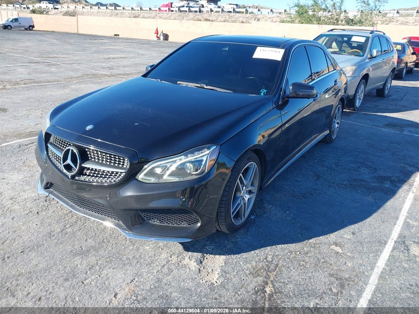 2016 Mercedes-benz E-klasse VIN WDDHF5KB0GB172367 IAAI salvage auction — RIGHT SIDE, Salvage (California), sold $3,950 on 2026-07-08 (photo 2)