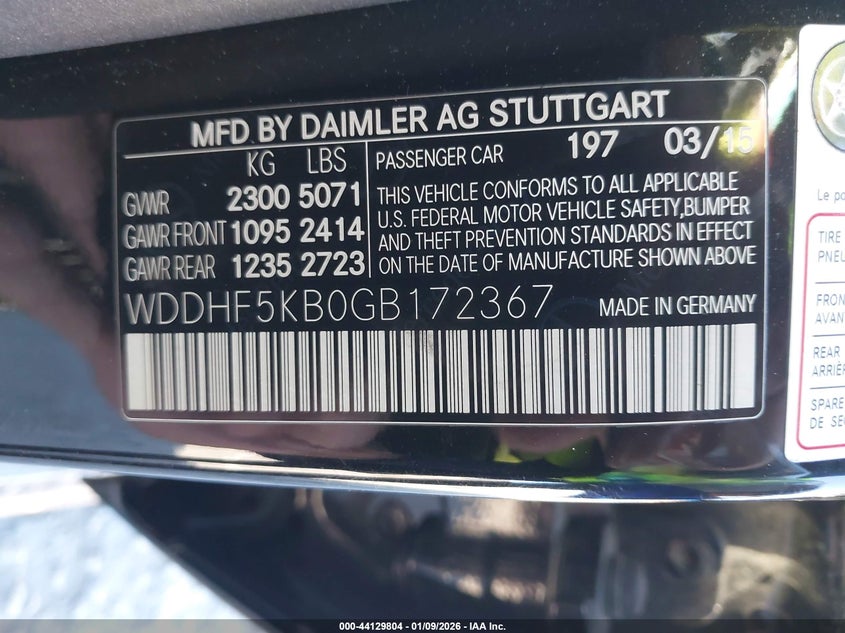 2016 Mercedes-benz E-klasse VIN WDDHF5KB0GB172367 IAAI salvage auction — RIGHT SIDE, Salvage (California), sold $3,950 on 2026-07-08 (photo 9)