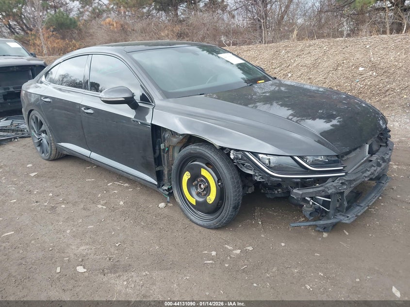 2020 Volkswagen Arteon VIN WVWHR7AN7LE015968 IAAI salvage auction — RIGHT FRONT, Salvage (Indiana), sold $4,000 on 2026-07-23 (photo 1)