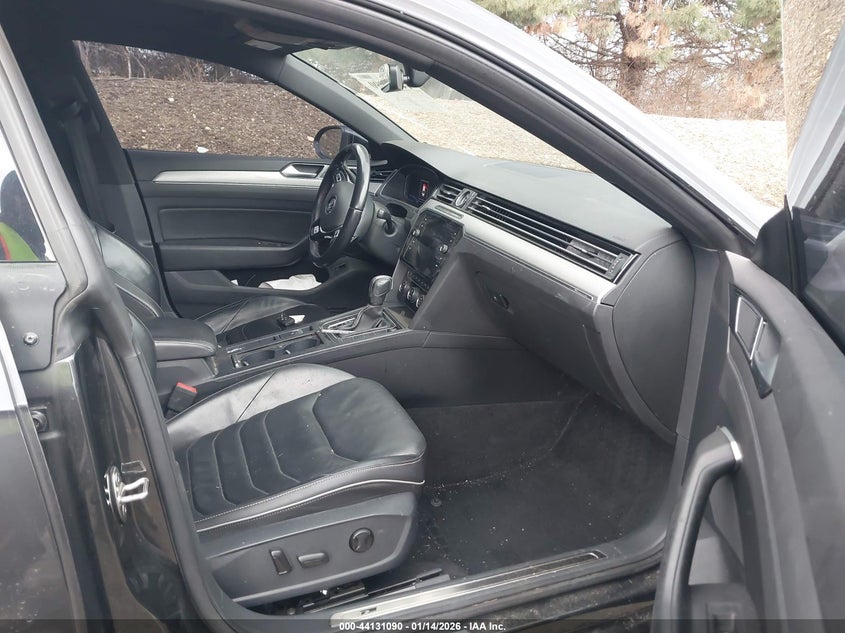 2020 Volkswagen Arteon VIN WVWHR7AN7LE015968 IAAI salvage auction — RIGHT FRONT, Salvage (Indiana), sold $4,000 on 2026-07-23 (photo 5)
