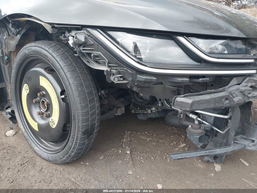2020 Volkswagen Arteon VIN WVWHR7AN7LE015968 IAAI salvage auction — RIGHT FRONT, Salvage (Indiana), sold $4,000 on 2026-07-23 (photo 6)
