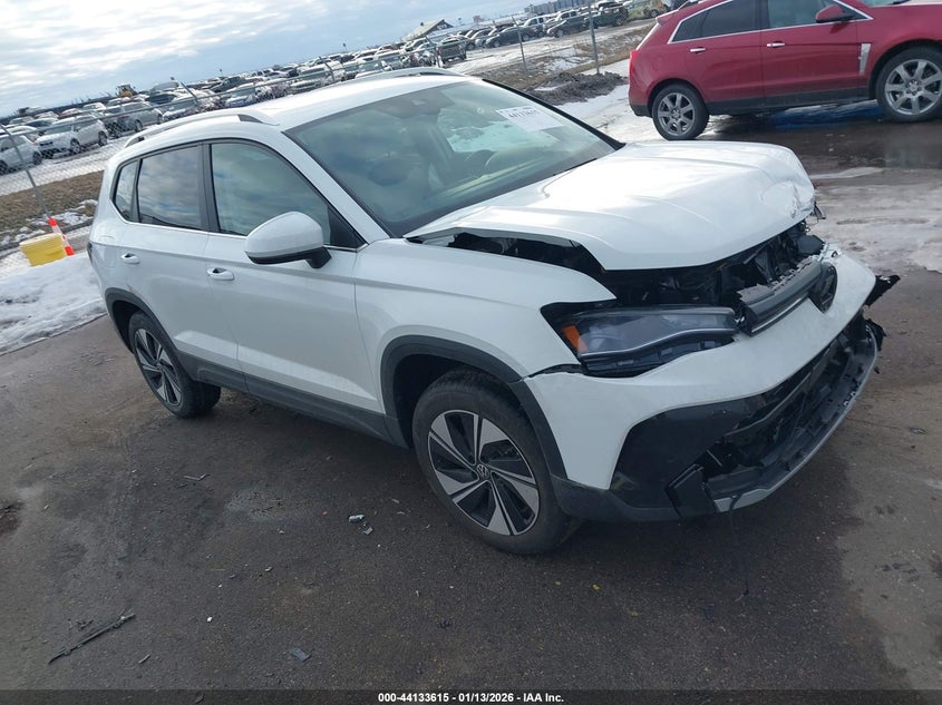 2025 Volkswagen Taos VIN 3VVVC7B21SM080074 — IAAI salvage auction photo