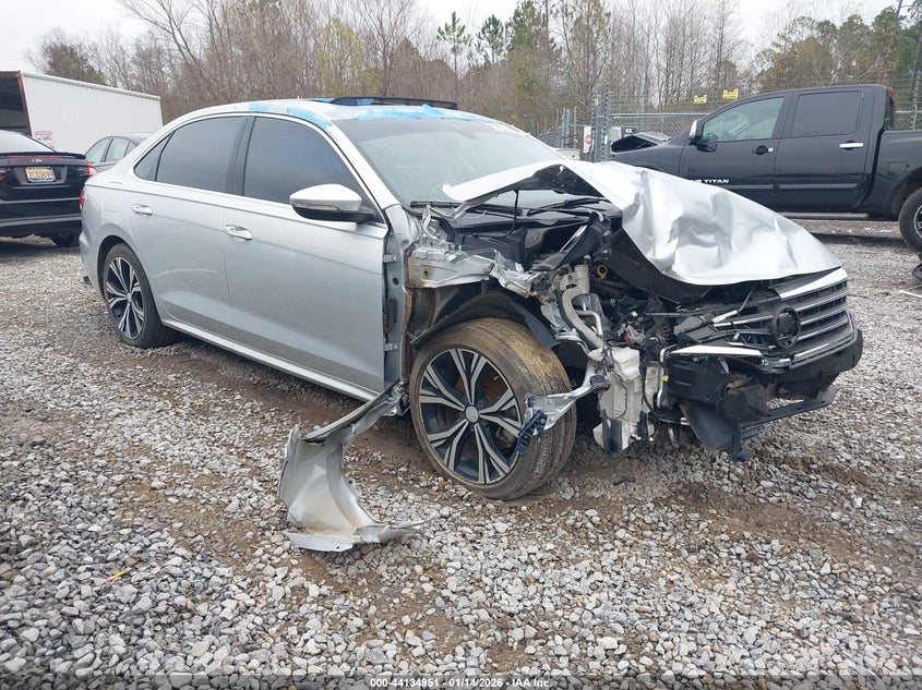 2021 Volkswagen Passat VIN 1VWSA7A34MC007977 IAAI salvage auction — FRONT END, Salvage Title, sold $300 on 2026-08-14 (photo 1)