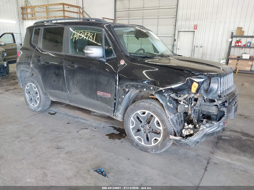 2016 Jeep Renegade VIN ZACCJBCT0GPE36248 IAAI salvage auction — FRONT END, Salvage (Minnesota), sold $1,600 on 2026-07-14 (photo 1)
