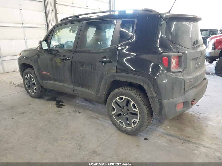 2016 Jeep Renegade VIN ZACCJBCT0GPE36248 IAAI salvage auction — FRONT END, Salvage (Minnesota), sold $1,600 on 2026-07-14 (photo 3)