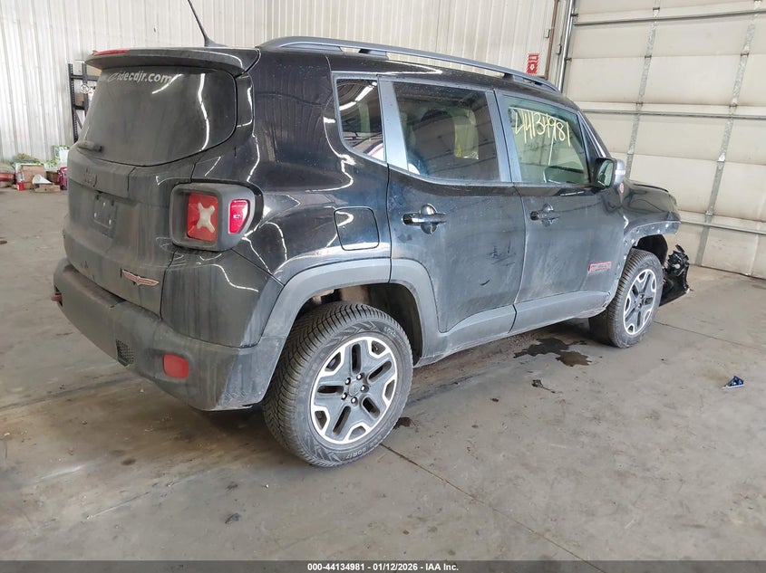 2016 Jeep Renegade VIN ZACCJBCT0GPE36248 IAAI salvage auction — FRONT END, Salvage (Minnesota), sold $1,600 on 2026-07-14 (photo 4)
