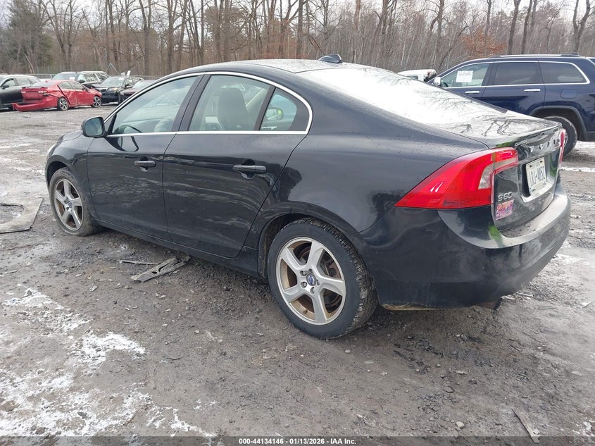 2012 Volvo S60 VIN YV1622FS1C2139453 IAAI salvage auction — LEFT FRONT, Mv-907A (New York), sold $275 on 2026-07-14 (photo 3)