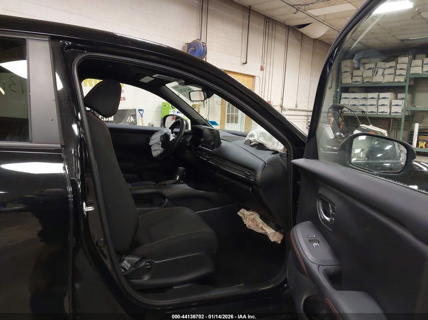 2025 Honda Hr-v VIN 3CZRZ2H58SM775701 IAAI salvage auction — FRONT END, Salvage Title, sold $6,250 on 2026-07-20 (photo 5)