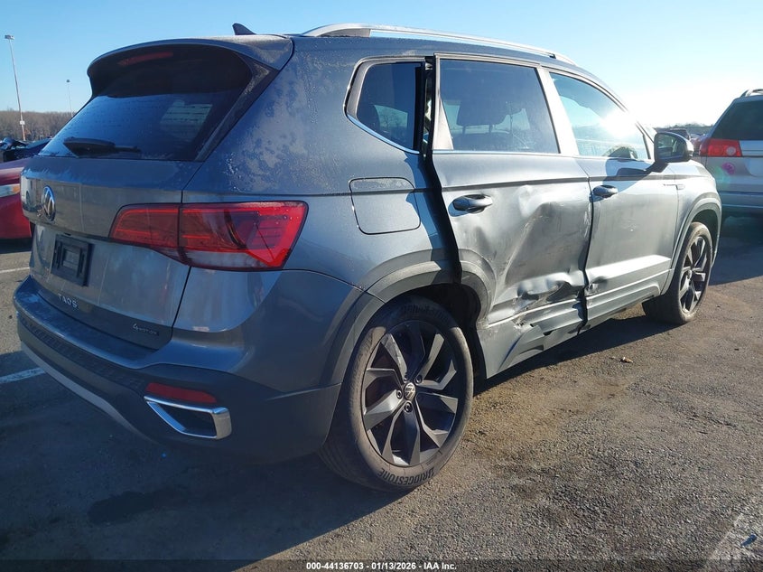 2022 Volkswagen Taos VIN 3VVPX7B26NM083439 IAAI salvage auction — SIDE, Salvage (New Jersey), sold $7,800 on 2026-07-09 (photo 4)