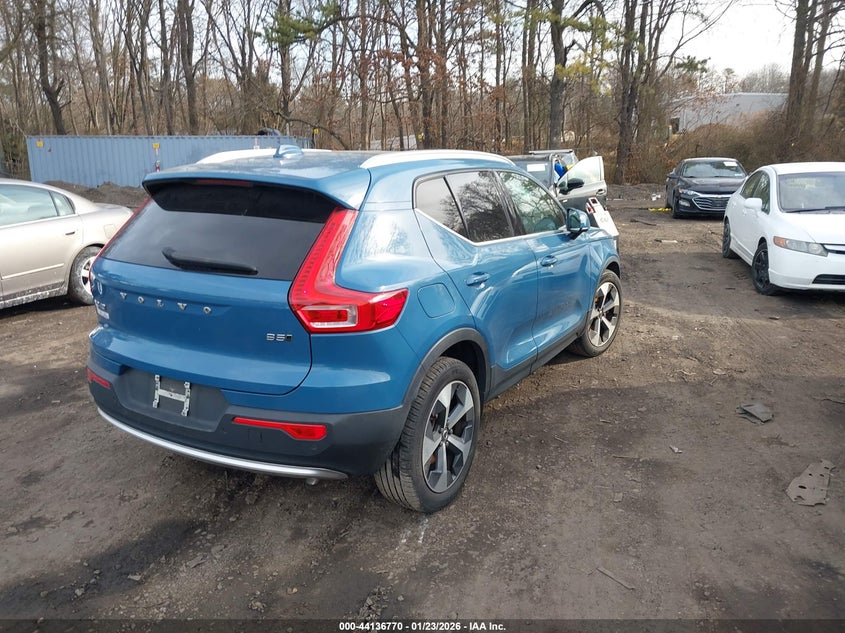 2023 Volvo Xc40 VIN YV4L12UNXP2939177 IAAI salvage auction — FRONT END, Salvage Title, sold $8,800 on 2026-07-14 (photo 4)