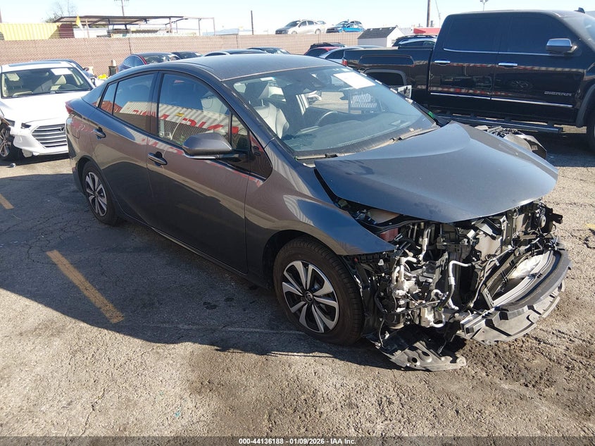 2017 Toyota Prius prime VIN JTDKARFP7H3034963 IAAI salvage auction — FRONT END, Other, sold $7,200 on 2026-07-10 (photo 1)