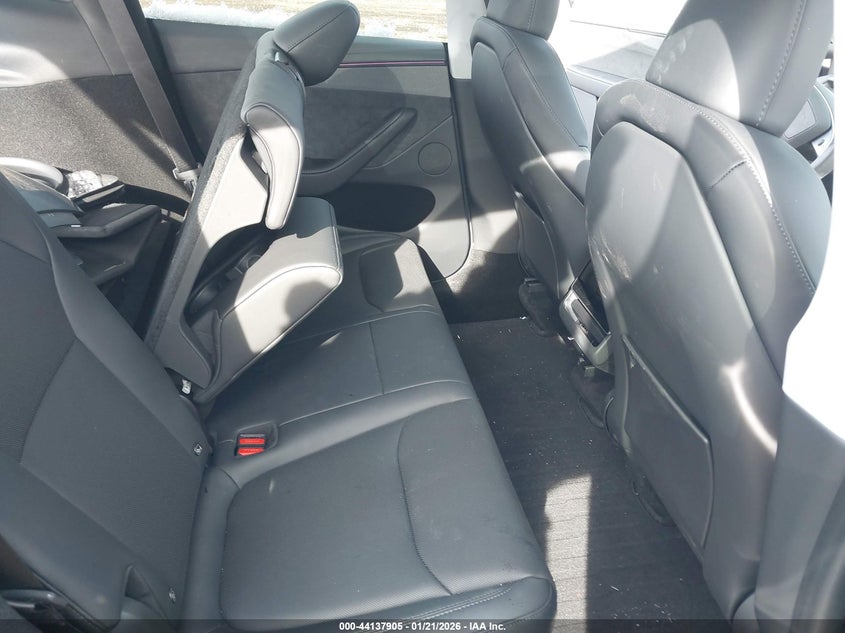 2026 Tesla Model y VIN 7SAYGDEE0TA479326 IAAI salvage auction — FRONT END, Salvage Title, sold $25,525 on 2026-07-16 (photo 8)