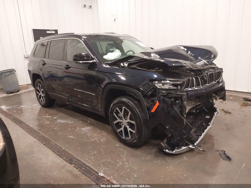 2024 Jeep Grand cherokee VIN 1C4RJKBG0R8584070 IAAI salvage auction — FRONT END, Salvage Title, sold $8,975 on 2026-07-30 (photo 1)