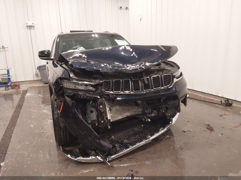 2024 Jeep Grand cherokee VIN 1C4RJKBG0R8584070 IAAI salvage auction — FRONT END, Salvage Title, sold $8,975 on 2026-07-30 (photo 6)