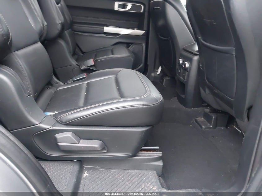 2020 Ford Explorer VIN 1FMSK8DH7LGD14690 IAAI salvage auction — RIGHT REAR, Other, sold $7,000 on 2026-07-29 (photo 8)