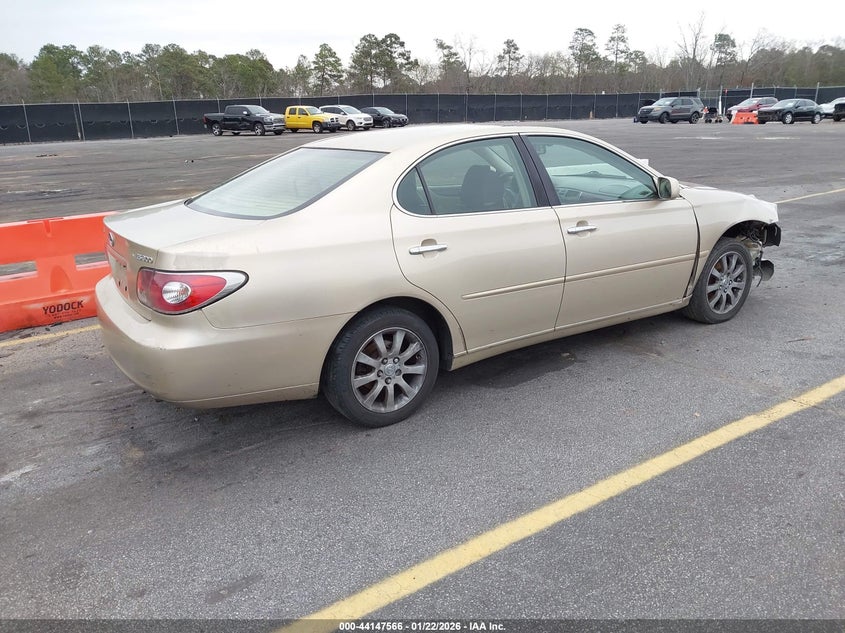2003 Lexus ES VIN JTHBF30G330132193 IAAI salvage auction — RIGHT FRONT, Salvage (Idaho), sold $325 on 2026-07-08 (photo 4)