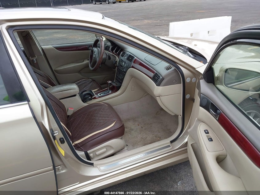 2003 Lexus ES VIN JTHBF30G330132193 IAAI salvage auction — RIGHT FRONT, Salvage (Idaho), sold $325 on 2026-07-08 (photo 5)