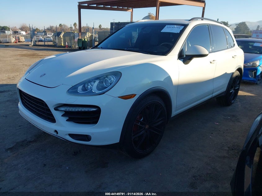 2012 Porsche Cayenne VIN WP1AC2A20CLA80196 IAAI salvage auction — RIGHT FRONT, Salvage (California), sold $125 on 2026-08-06 (photo 2)