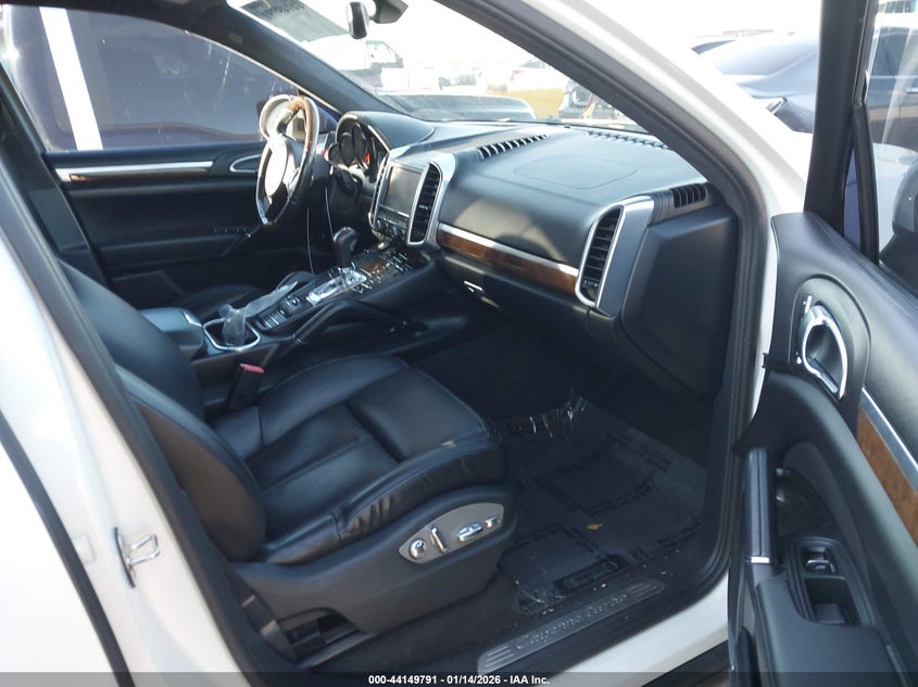 2012 Porsche Cayenne VIN WP1AC2A20CLA80196 IAAI salvage auction — RIGHT FRONT, Salvage (California), sold $125 on 2026-08-06 (photo 5)