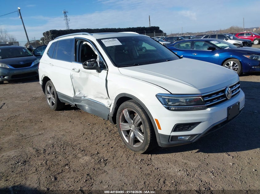 2018 Volkswagen Tiguan VIN 3VV4B7AX5JM181239 IAAI salvage auction — RIGHT SIDE, Salvage Title, sold $5,200 on 2026-07-18 (photo 1)