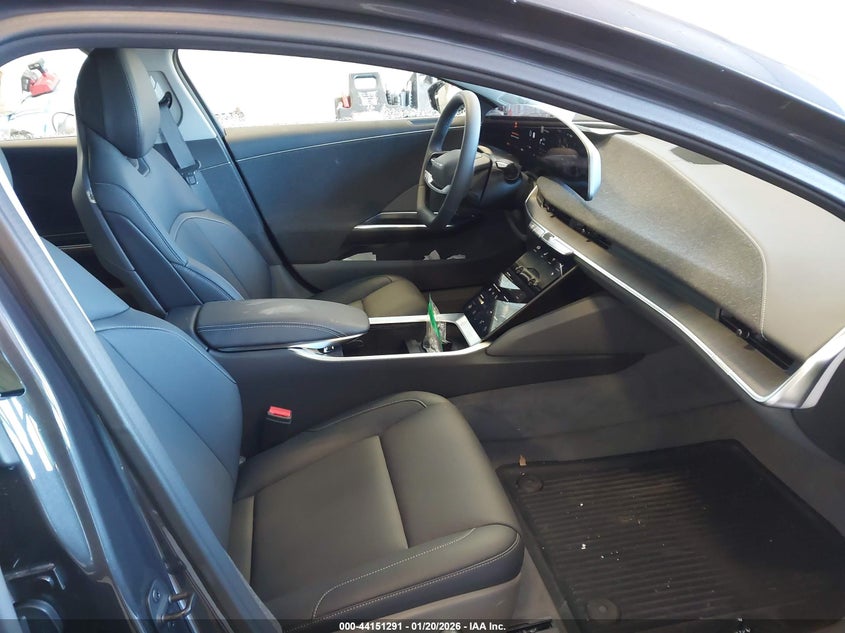2026 Lucid Air VIN 50EA1TEA3TA027384 IAAI salvage auction — RIGHT FRONT, Other, sold $14,300 on 2026-07-16 (photo 5)
