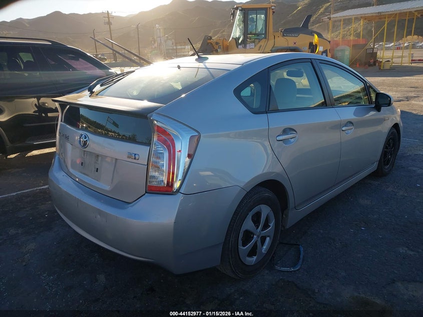 2012 Toyota Prius VIN JTDKN3DU4C5511288 IAAI salvage auction — REAR END, Salvage Title, sold $1,800 on 2026-07-29 (photo 4)