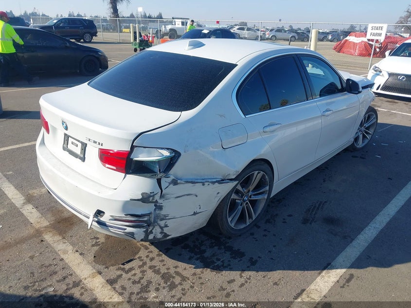 2018 BMW 3er VIN WBA8B9C53JEE83321 IAAI salvage auction — FRONT END, Salvage (California), sold $1,975 on 2026-07-21 (photo 4)