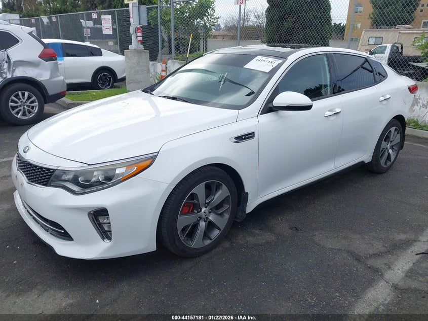 2018 Kia Optima VIN 5XXGW4L2XJG207187 IAAI salvage auction — REAR END, Salvage Title, sold $3,200 on 2026-07-10 (photo 2)
