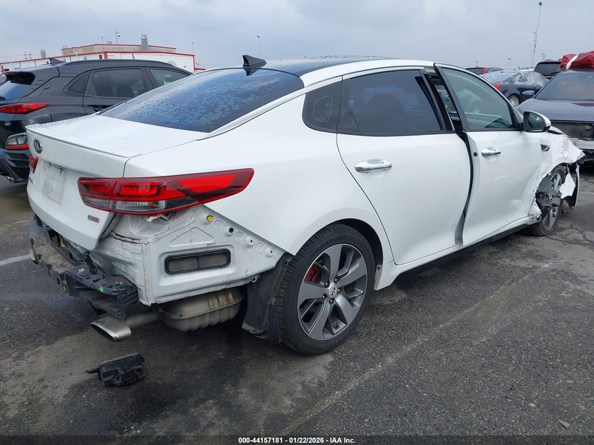 2018 Kia Optima VIN 5XXGW4L2XJG207187 IAAI salvage auction — REAR END, Salvage Title, sold $3,200 on 2026-07-10 (photo 4)