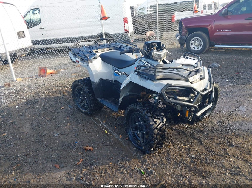 2024 Polaris Sportsman VIN 4XASEZ574RA584468 IAAI salvage auction — SUSPENSION, Clear (Arkansas), sold $2,850 on 2026-08-19 (photo 1)