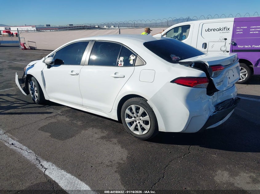 2022 Toyota Corolla VIN 5YFEPMAE3NP339464 IAAI salvage auction — FRONT & REAR, Salvage Title, sold $4,850 on 2026-07-31 (photo 3)
