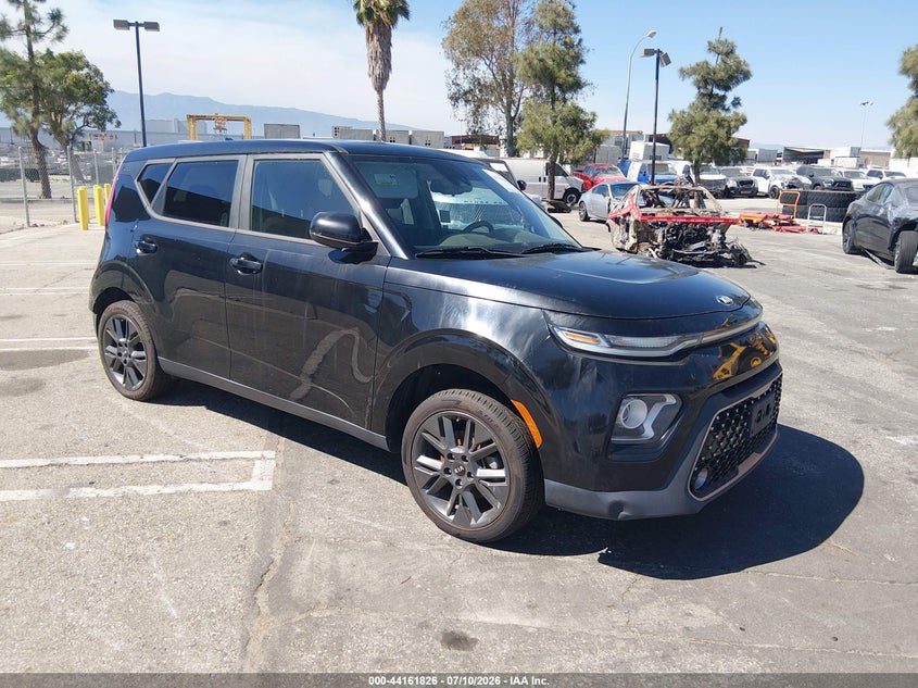 2020 Kia Soul VIN KNDJ33AU2L7724668 IAAI salvage auction — LEFT REAR, Salvage (California), sold $25 on 2026-07-28 (photo 1)