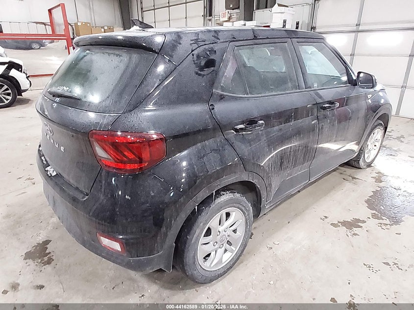 2021 Hyundai Venue VIN KMHRB8A3XMU082001 IAAI salvage auction — LEFT SIDE, Salvage Title, sold $2,150 on 2026-07-21 (photo 4)
