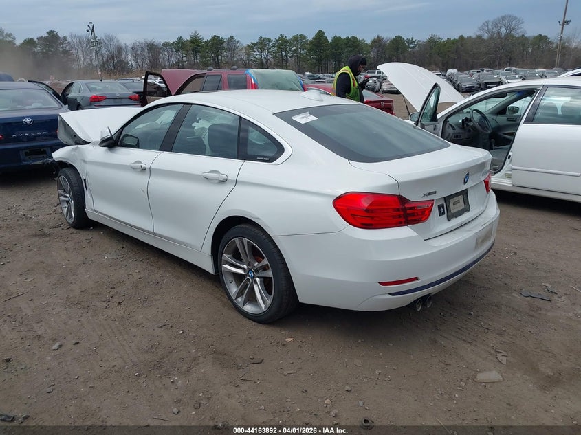 2017 BMW 4er VIN WBA4F9C39HG812908 IAAI salvage auction — FRONT END, Mv-907A (New York), sold $1,850 on 2026-07-14 (photo 3)
