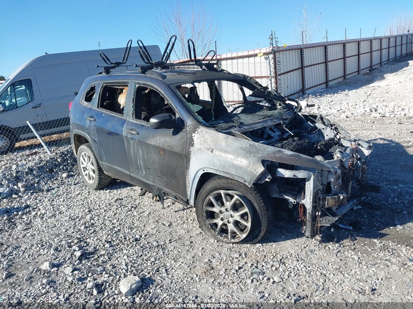 2016 Jeep Cherokee VIN 1C4PJLAB6GW319164 IAAI salvage auction — BURN, Non-Repairable (Tennessee), sold $75 on 2026-08-31 (photo 1)