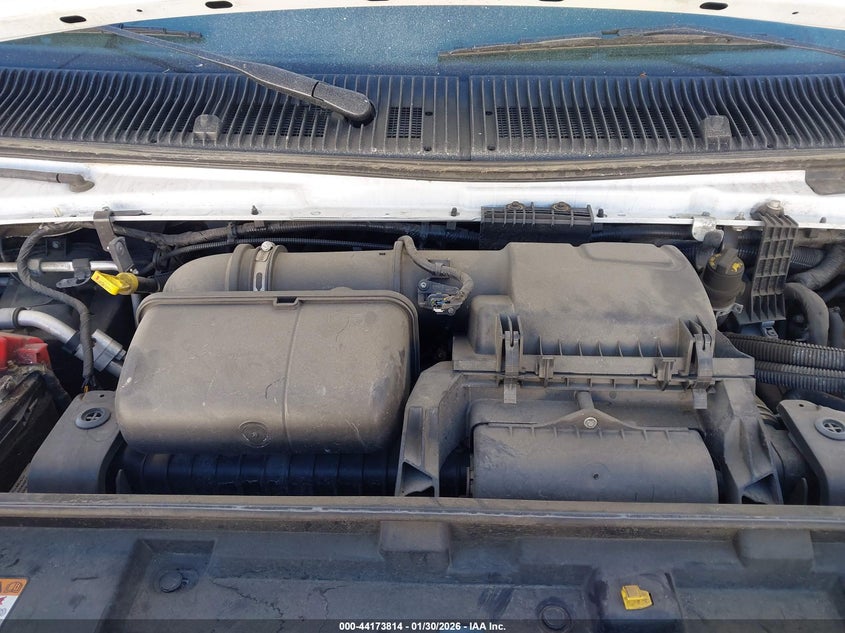 2024 Ford Econoline VIN 1FDFE4FN7RDD31875 IAAI salvage auction — VANDALISM, Salvage Title, sold $16,000 on 2026-08-26 (photo 9)