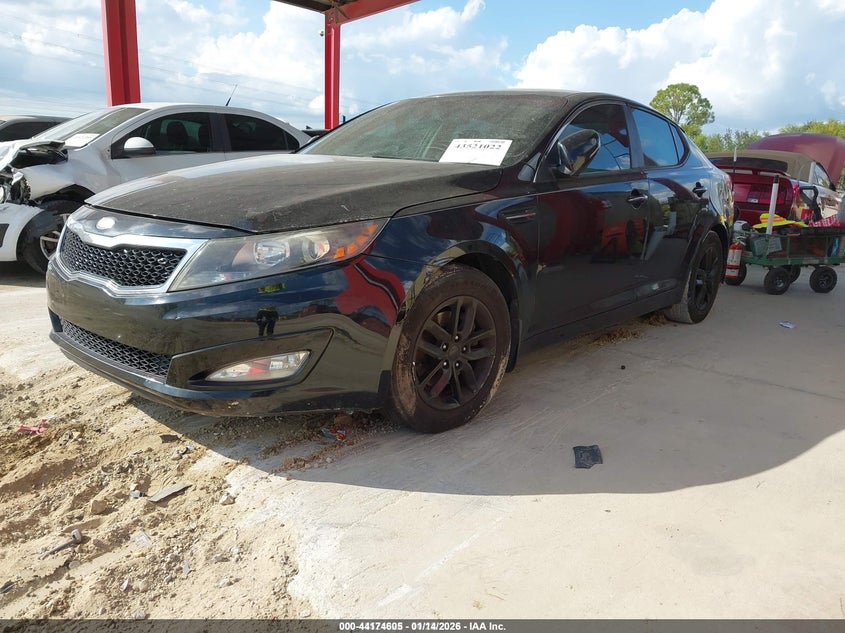 2013 Kia Optima VIN 5XXGM4A77DG257697 IAAI salvage auction — FRONT & REAR, Clear (Florida), sold $325 on 2026-07-21 (photo 2)