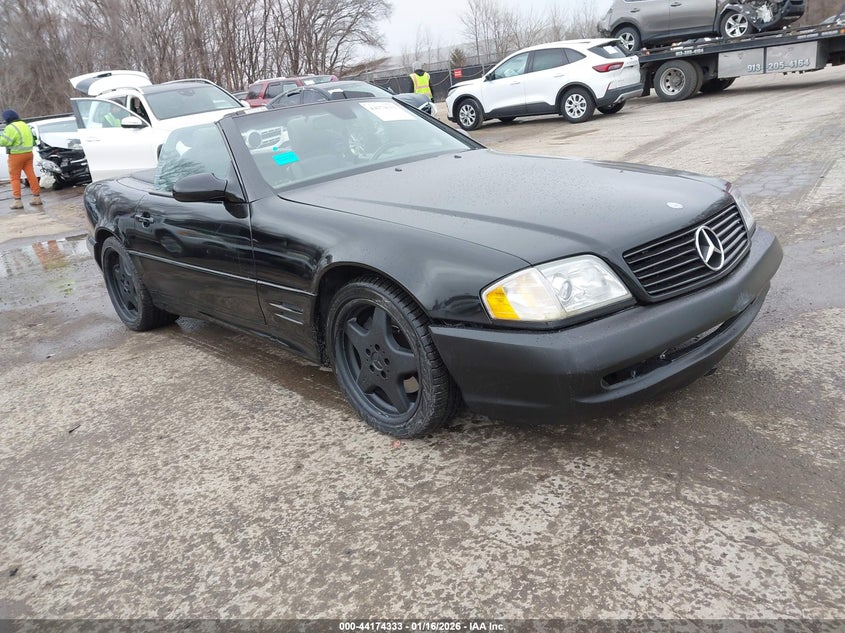 2002 Mercedes-benz Sl-klasse VIN WDBFA68F52F201801 IAAI salvage auction — FRONT END, Clear (Missouri), sold $5,400 on 2026-07-31 (photo 1)