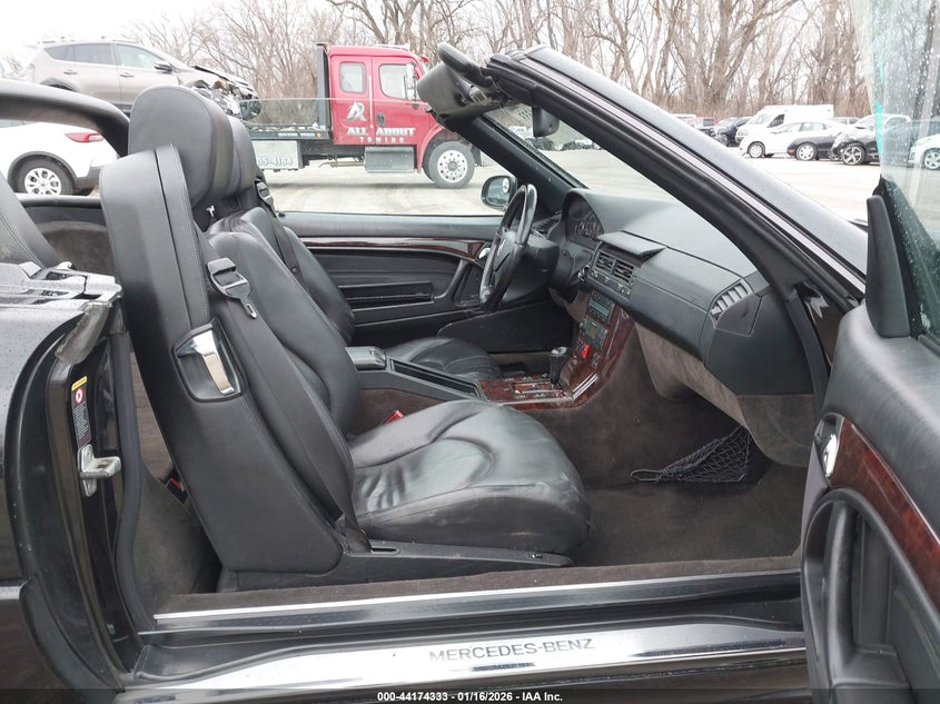2002 Mercedes-benz Sl-klasse VIN WDBFA68F52F201801 IAAI salvage auction — FRONT END, Clear (Missouri), sold $5,400 on 2026-07-31 (photo 5)