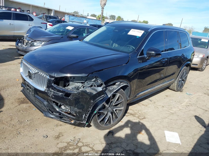 2024 Volvo Xc90 VIN YV4062JE0R1246359 IAAI salvage auction — LEFT FRONT, Salvage Title, sold $19,500 on 2026-07-22 (photo 2)