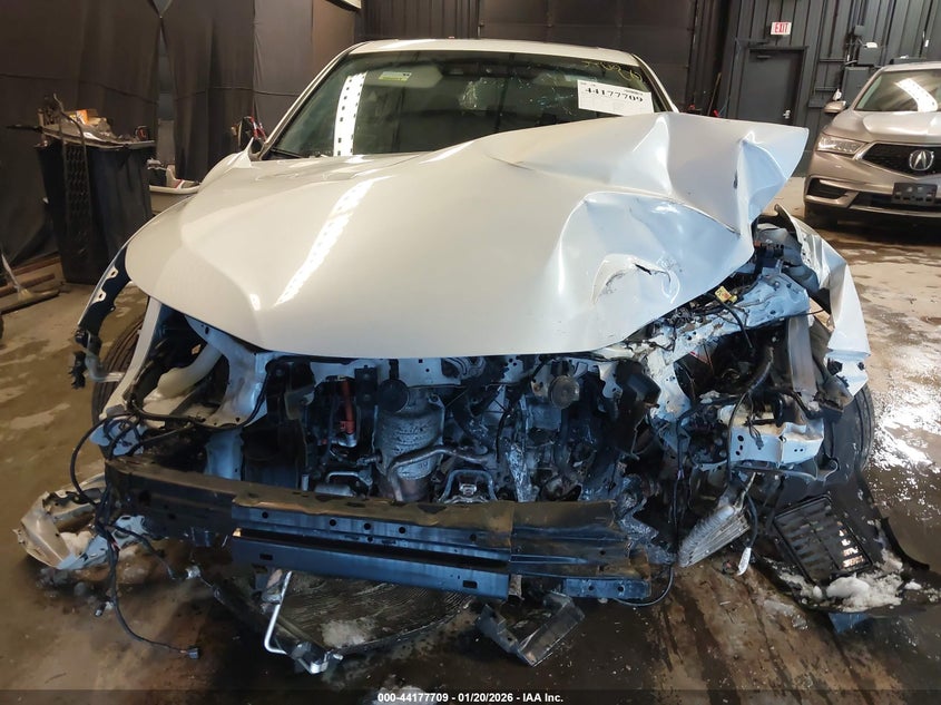 2017 Honda Accord VIN JHMCR6F58HC003925 IAAI salvage auction — FRONT & REAR, Salvage Title, sold $400 on 2026-07-28 (photo 6)