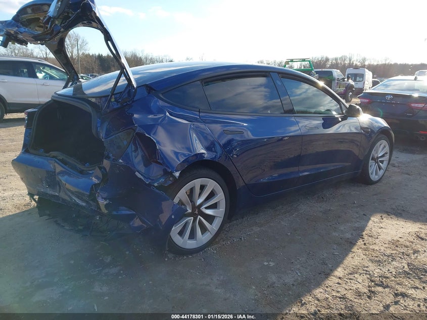 2022 Tesla Model 3 VIN 5YJ3E1EB7NF111507 IAAI salvage auction — REAR END, Salvage Title, sold $25 on 2026-07-30 (photo 4)