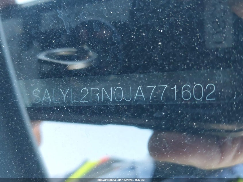 2018 Land rover Range rover velar VIN SALYL2RN0JA771602 IAAI salvage auction — Repossession, Clear - Dealer Only (California), sold $7,900 on 2026-05-21 (photo 9)