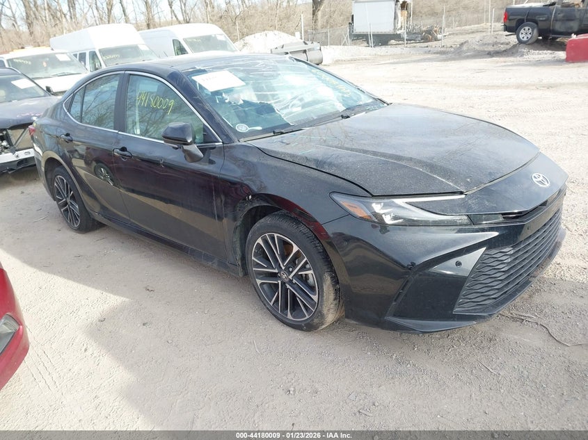 2025 Toyota Camry VIN 4T1DBADK2SU004779 IAAI salvage auction — FRONT END, Salvage (Indiana), sold $16,000 on 2026-07-17 (photo 1)