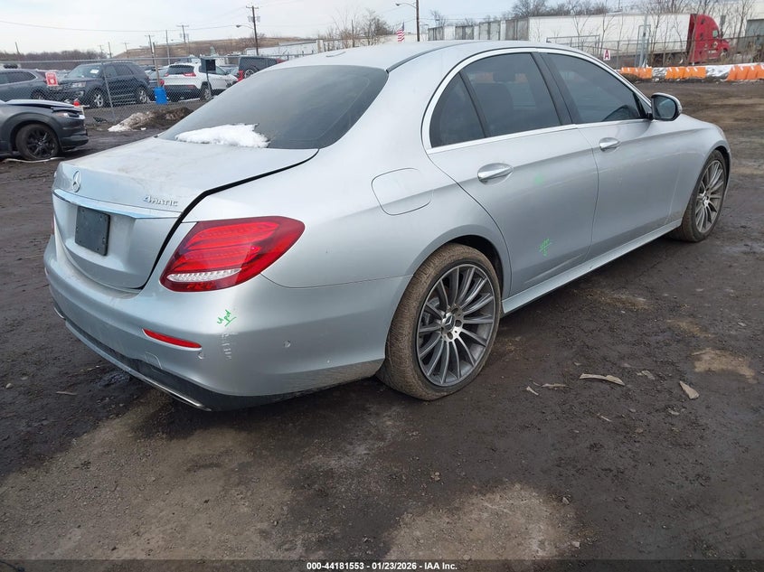 2017 Mercedes-benz E-klasse VIN WDDZF4KB5HA022387 IAAI salvage auction — FRONT END, Salvage Title, sold $5,800 on 2026-08-20 (photo 4)