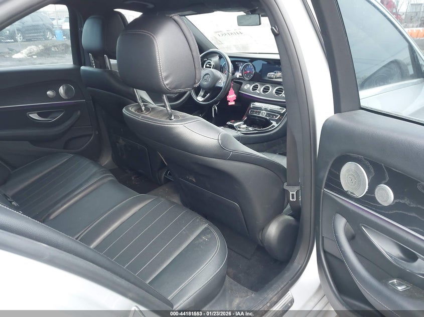 2017 Mercedes-benz E-klasse VIN WDDZF4KB5HA022387 IAAI salvage auction — FRONT END, Salvage Title, sold $5,800 on 2026-08-20 (photo 8)