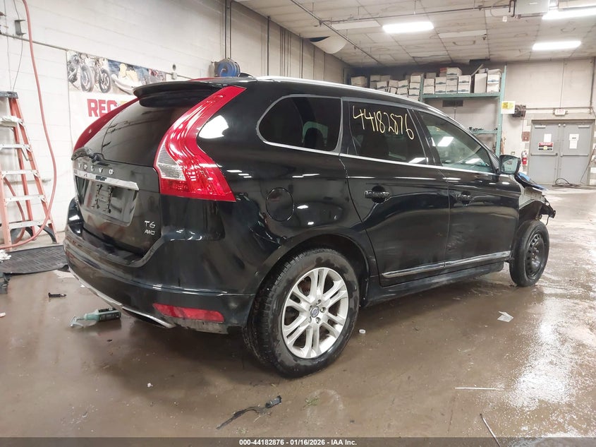 2015 Volvo Xc60 VIN YV4902RC6F2565914 IAAI salvage auction — FRONT END, Salvage Title, sold $2,825 on 2026-07-20 (photo 4)
